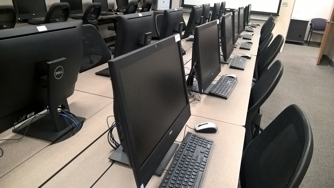 computer, lab, education-2381149.jpg