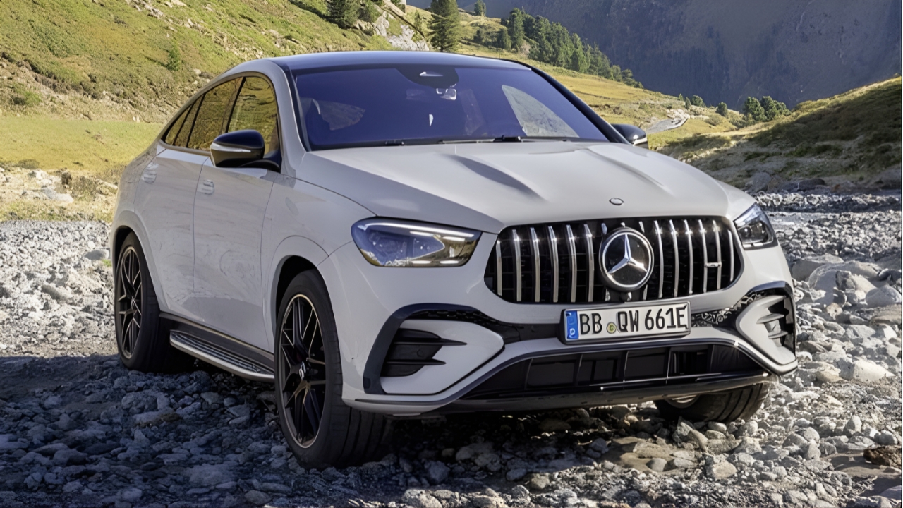 New Mercedes-Benz GLA 2026 Unveiled: Premium Compact SUV with Modern Tech and Comfort